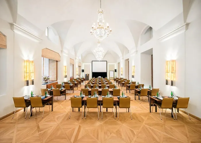 Mandarin Oriental, Prague Hotel